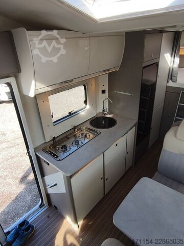 Alkoven Wohnmobil ETRUSCO A 7300 DB, Navi, Markise,Fahradträger