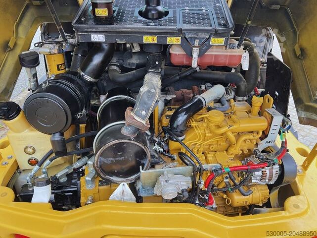 Radlader CAT 906 M 2016