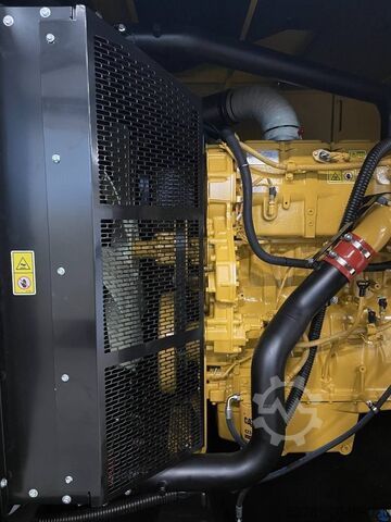 Aggregat Caterpillar DE715GC - 715 kVA Stand-by Generator - DPX-18224