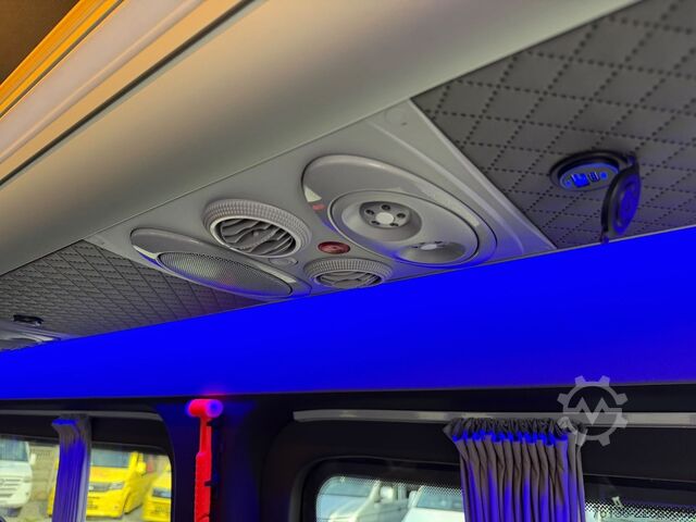 Kleinbus MERCEDES-BENZ Sprinter 519 23+1 Klima Standheizung Ahk El. Tür