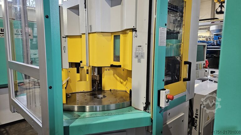 Vertikale Spritzgießmaschine Arburg Allrounder 1200 T 1000-170