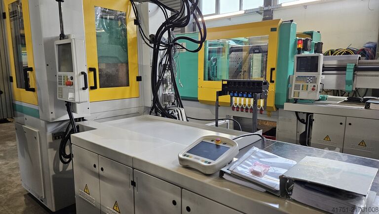 Vertikale Spritzgießmaschine Arburg Allrounder 1200 T 1000-170