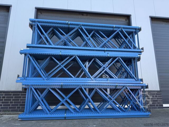 High-bay warehouse Pallet rack uprights Stow Pal Rack NS Höhe: 3.300 mm Tiefe: 800 mm