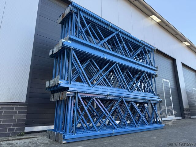 High-bay warehouse Pallet rack uprights Stow Pal Rack NS Höhe: 3.300 mm Tiefe: 800 mm