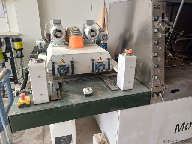 Parkett-Beschichtungsanlage Rubio / Cosma Monocoater