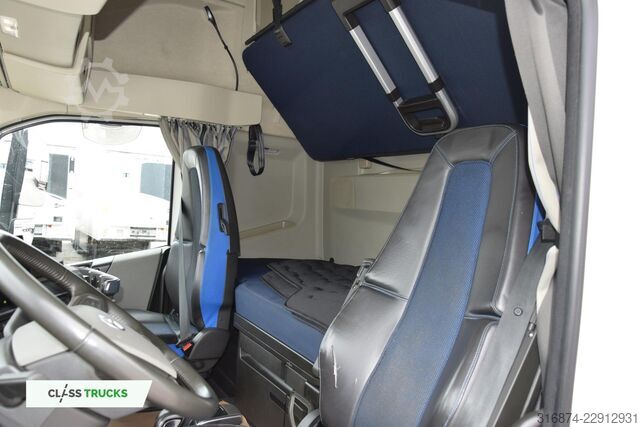 Standard tractor unit VOLVO FH 500 Globetrotter XL Varios