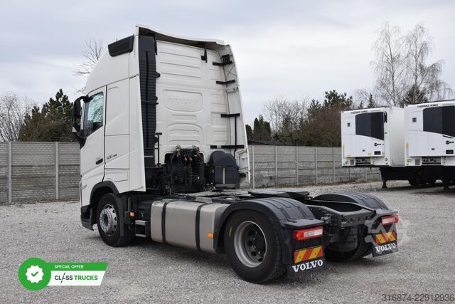 Standard tractor unit VOLVO FH 500 Globetrotter XL Varios