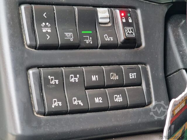 Suitcase Scania R580 V8 NGS Highline 6x2 - Box with sidedoors -...