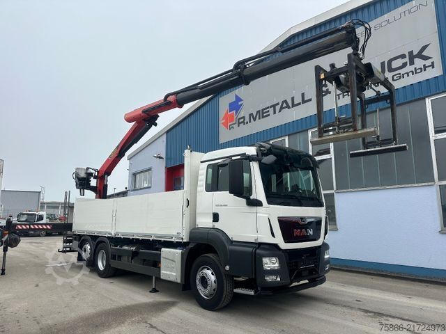 Truck mounted crane MAN 26.420 TGS LL Palfinger PK 26.001 l TEC Funk