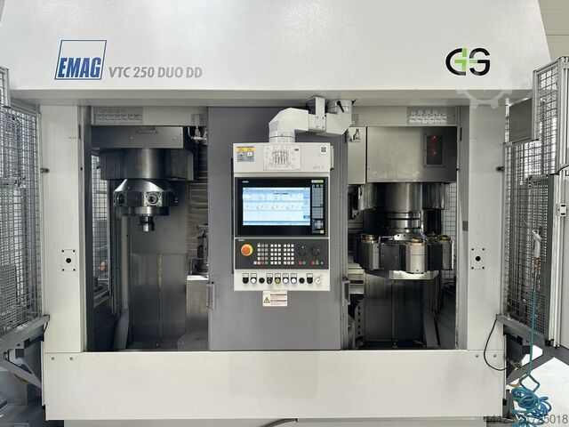 Vertikaldrehmaschine EMAG VTC 250 DUO DD