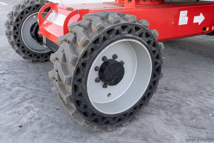 Telescopic boom lift Manitou 280 TJ