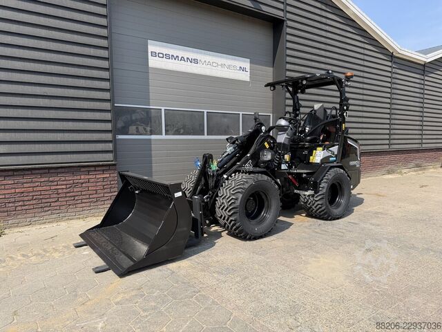 GIANT G2700 X-TRA HD+ mini loader NEW BLACK EDITION tandem pump - boom suspension etc. GIANT G2700 X-TRA HD+ minishovel NIEUW BLACK EDITION tandempomp - giekvering enz