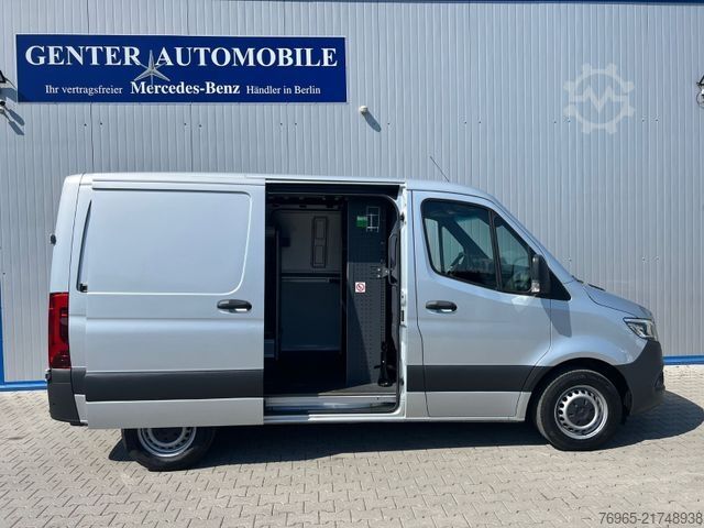 Panel van MERCEDES-BENZ Sprinter 314 AUTOMATIK NAVI TOTWINKEL KAMERA LED