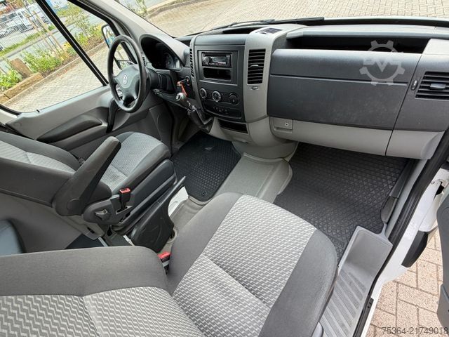 Minibus VW Crafter 2.0 TDi 84 KW L2H2 9 Sitze Klima Ahk Eu5