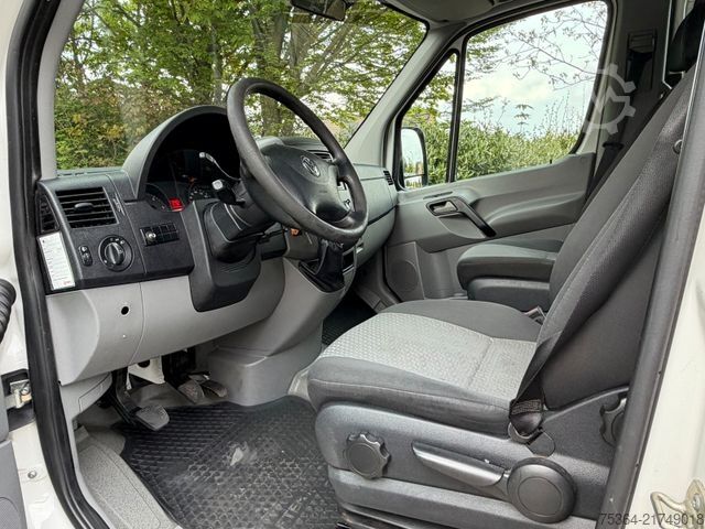Minibus VW Crafter 2.0 TDi 84 KW L2H2 9 Sitze Klima Ahk Eu5