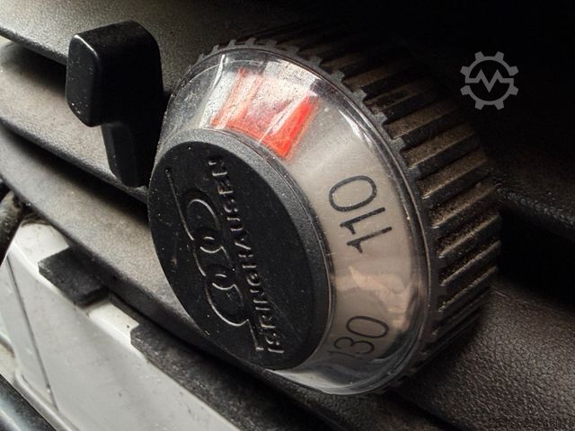 Minibus VW Crafter 2.0 TDi 84 KW L2H2 9 Sitze Klima Ahk Eu5