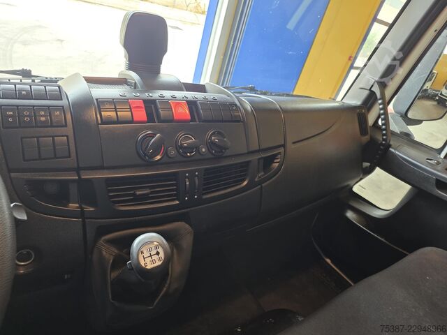 LKW-Fahrgestell Iveco 120E25K
