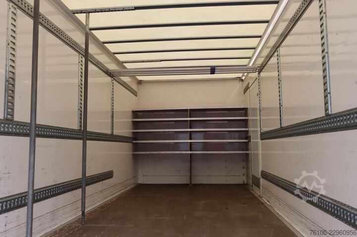 Koffer Volvo FL 210 Bakwagen + DHollandia 1500 kg