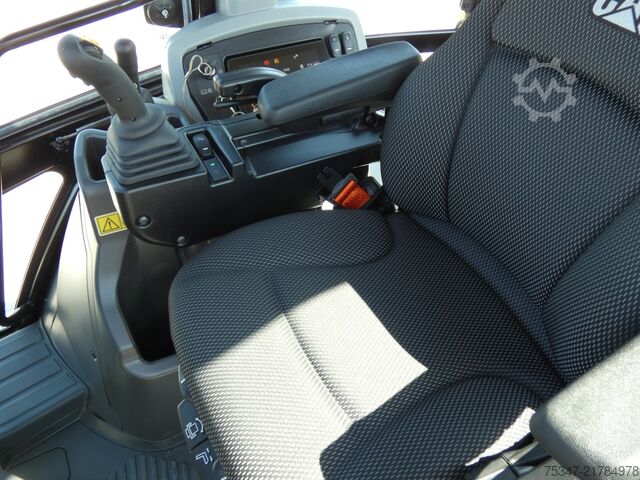 Wheel loader Caterpillar 444