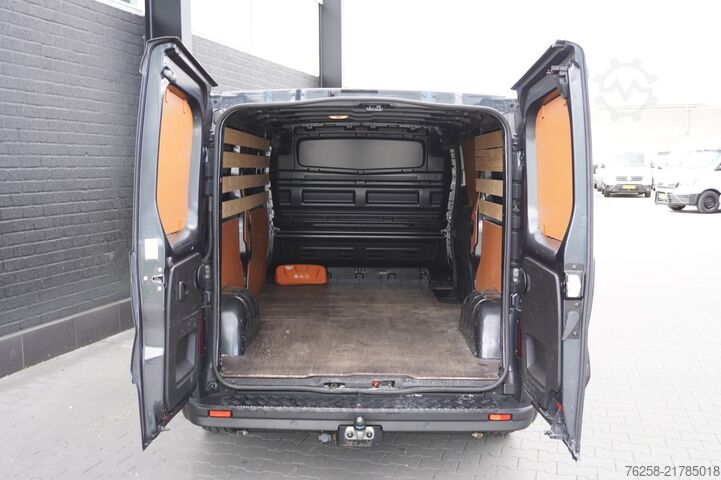 Delivery van Renault Trafic 2.0 dCi L2 EURO 6 - Airco - Cruise - Tre...