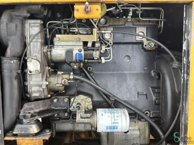 Side-loader forklift Boss 