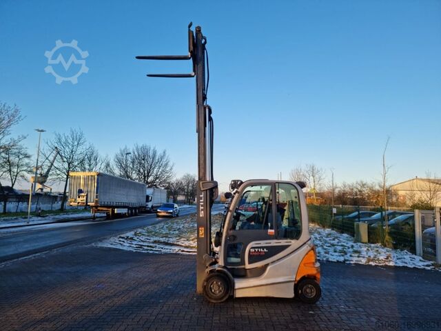 Electric 4-wheel forklift Still RX60-25 Container