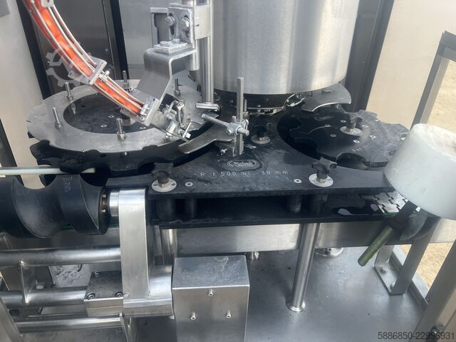 Automatic multi-head capping machine Robak AZR -08