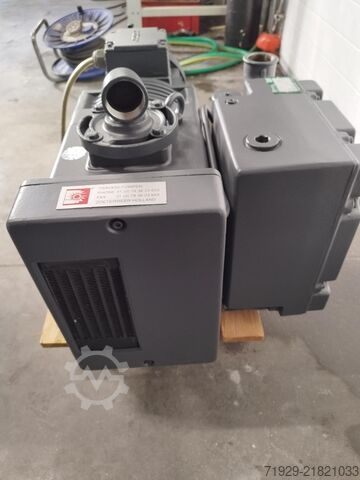 Vacuum pump P.V.R. type PVL 150 B P.V.R. 150B