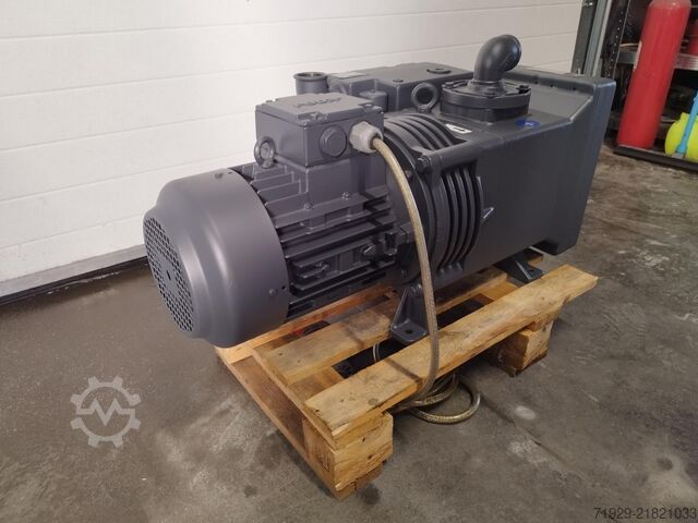 Vacuum pump P.V.R. type PVL 150 B P.V.R. 150B