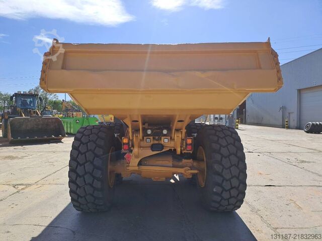 Dumper CAT 725C2