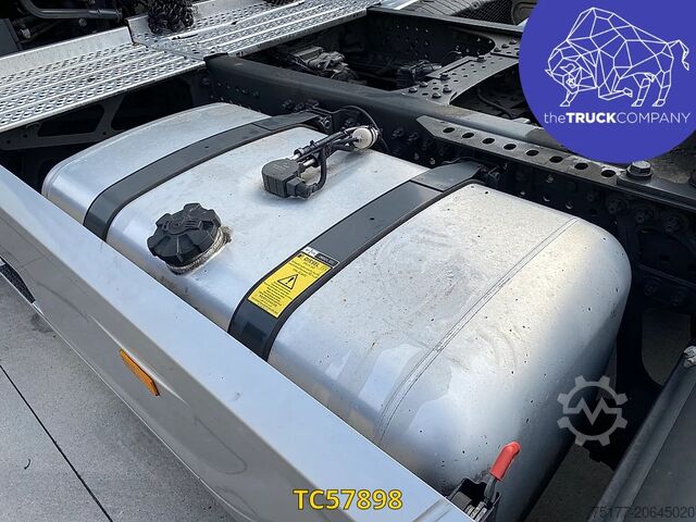 Heavy load Mercedes-Benz Actros 1845