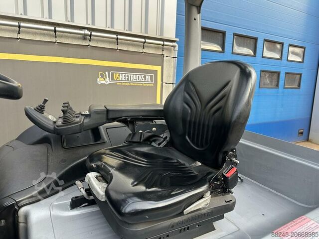 VS-22510 Triplex Elektro-Gabelstapler Still RX60-30L mit Cascade-Klemme STILL RX60-30L