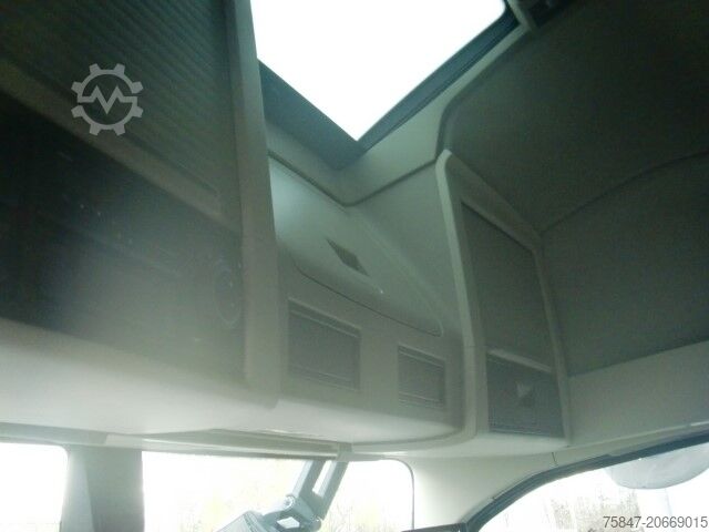 Standard SZM Volvo FH 500 Aero I-Save Globe XL Retarder