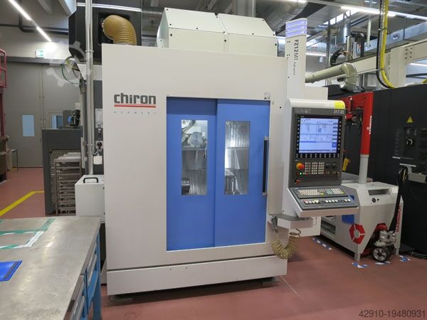 Universal machining center CHIRON FZ 12 MT high speed