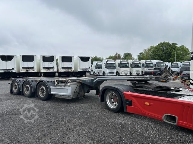 Swap body semitrailer D-Tec VCC-01/FT LS Flexitrailer Transcool Genset