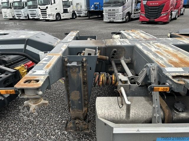 Swap body semitrailer D-Tec VCC-01/FT LS Flexitrailer Transcool Genset