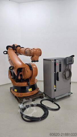 Industrial robot KUKA KR 210-2 2000   (V)KR C2 ed05