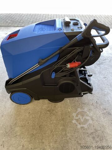 High pressure cleaner Nilfisk MH5