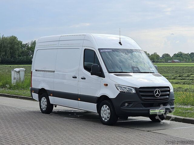 High-roof van MERCEDES-BENZ SPRINTER 317 L2H2 LED Mbux10
