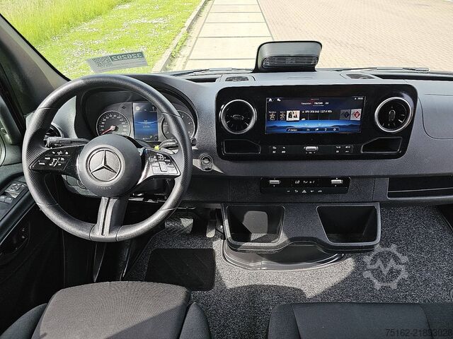 High-roof van MERCEDES-BENZ SPRINTER 317 L2H2 LED Mbux10