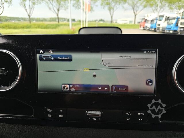 High-roof van MERCEDES-BENZ SPRINTER 317 L2H2 LED Mbux10