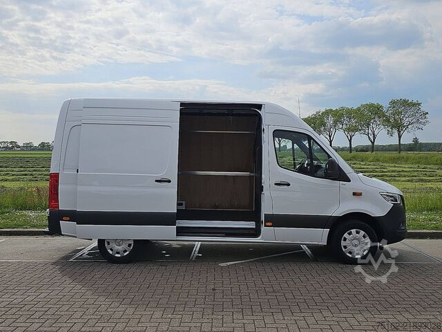 High-roof van MERCEDES-BENZ SPRINTER 317 L2H2 LED Mbux10
