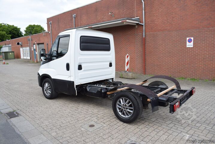 Van chassis Iveco Daily  35 S21 3,0 Automatik Luftfederung Tempomat