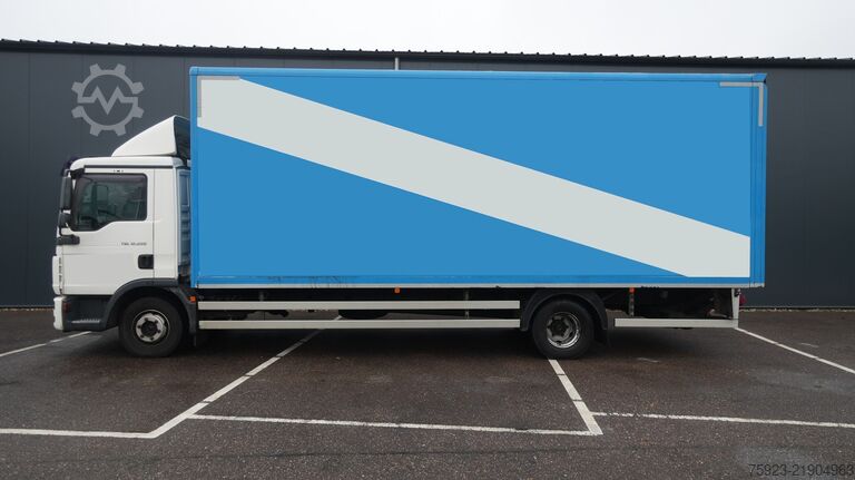 Suitcase MAN TGL 12.220 closed box truck