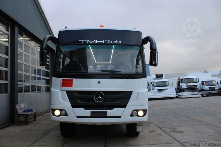 Touring car Mercedes-Benz Atego 1725 4x4 Passenger Bus