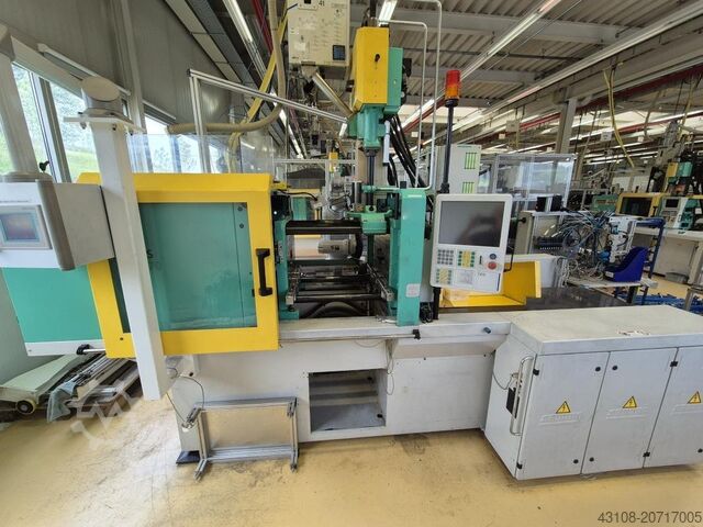Injection molding machine ARBURG Allrounder 370S-700-70