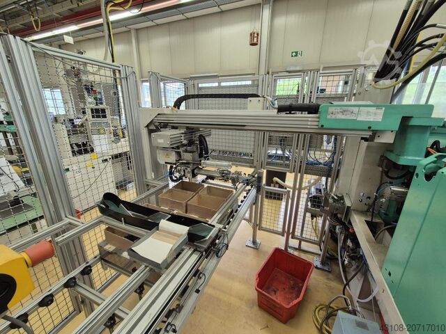 Injection molding machine ARBURG Allrounder 270-S-400-70