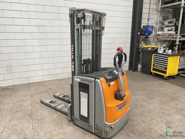 Stacker Still EXV14