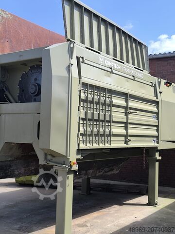 Holzzerkleinerer KOMPTECH TERMINATOR 5000 E