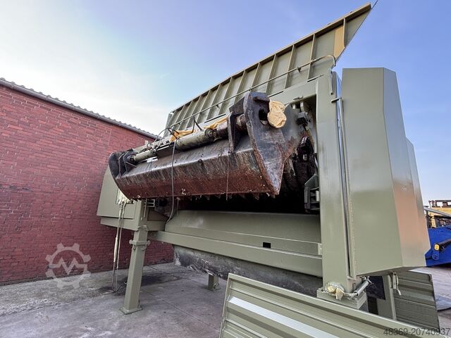 Holzzerkleinerer KOMPTECH TERMINATOR 5000 E